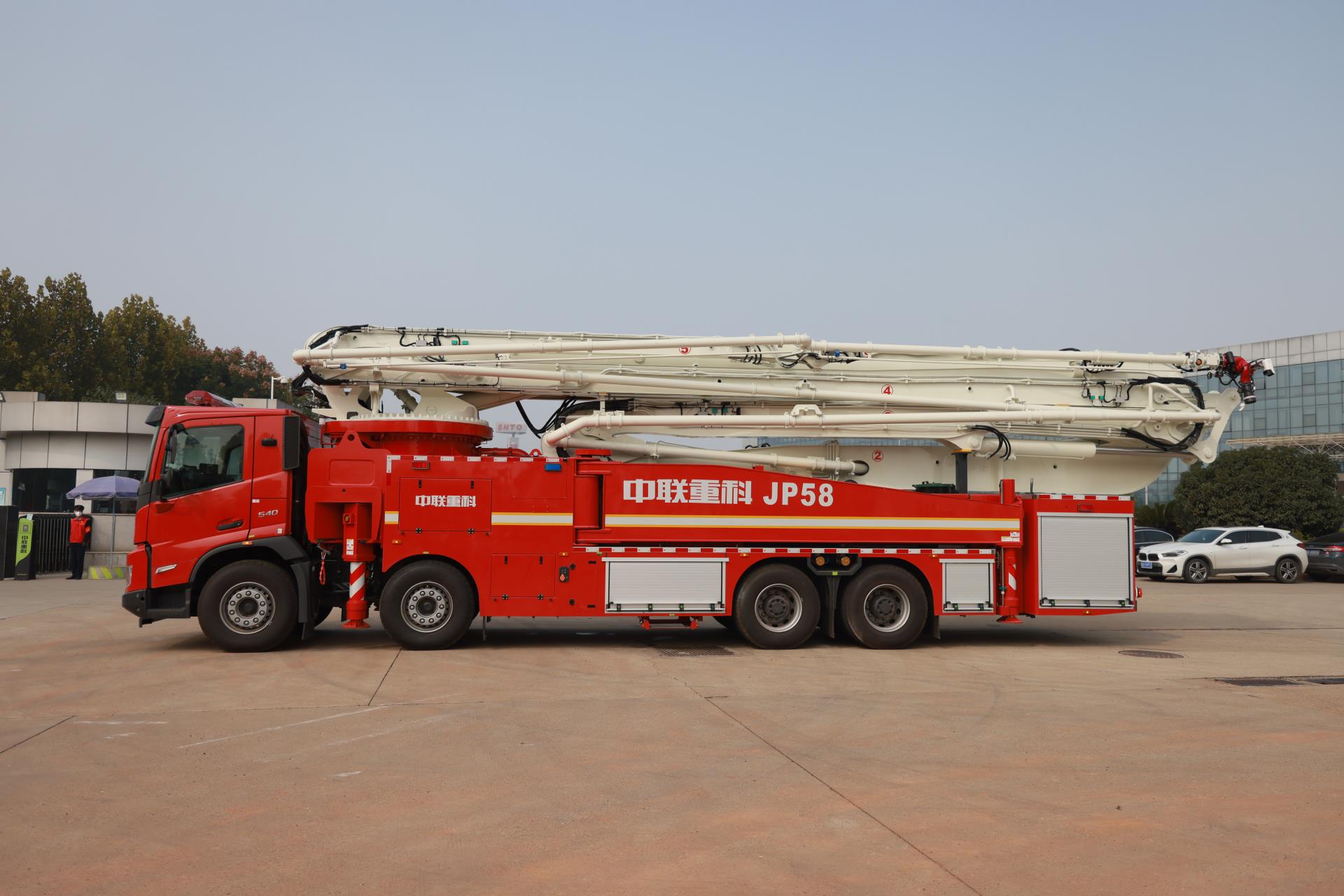 ZLF5430JXFJP58型大跨距抬高喷射消防车_产品型号_产品段位_小类_应急装备_产品中心_立博